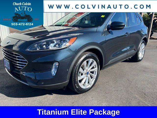 2022 Ford Escape Hybrid Titanium