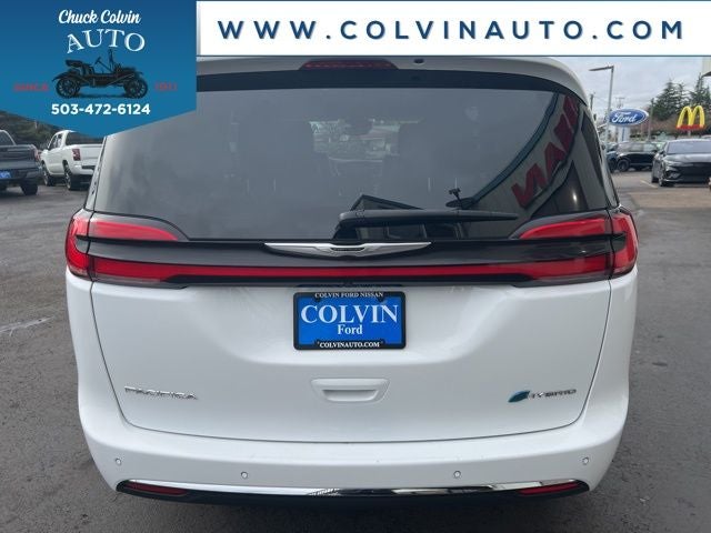 2024 Chrysler Pacifica Hybrid Select