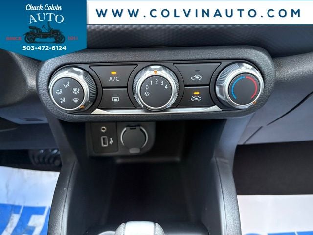 2025 Nissan Kicks Play S