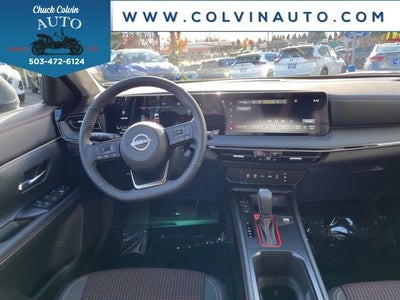 2025 Nissan Kicks SR