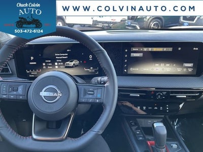 2025 Nissan Kicks SR