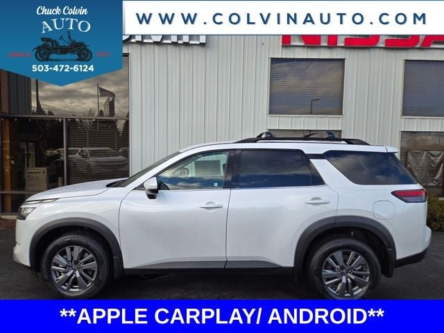 2025 Nissan Pathfinder SV