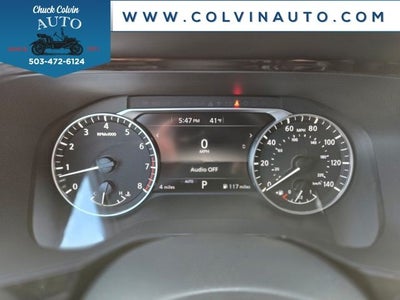 2025 Nissan Pathfinder SV