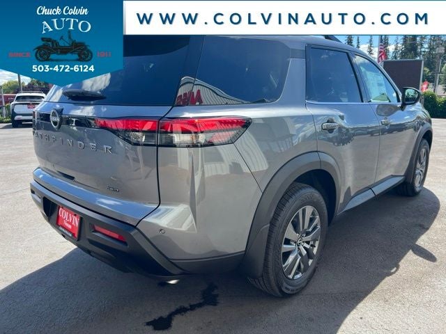 2026 Nissan Pathfinder SV