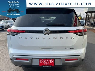 2025 Nissan Pathfinder SL