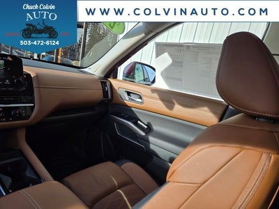 2025 Nissan Pathfinder Platinum